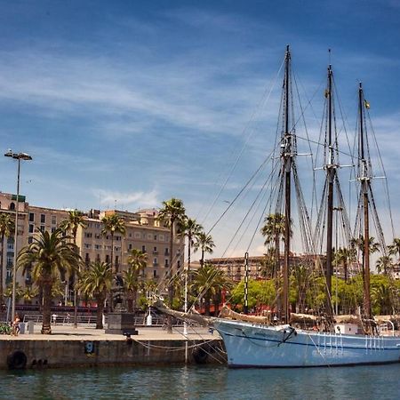 Port Vell! Beach Barcelona Centro! Luaran gambar